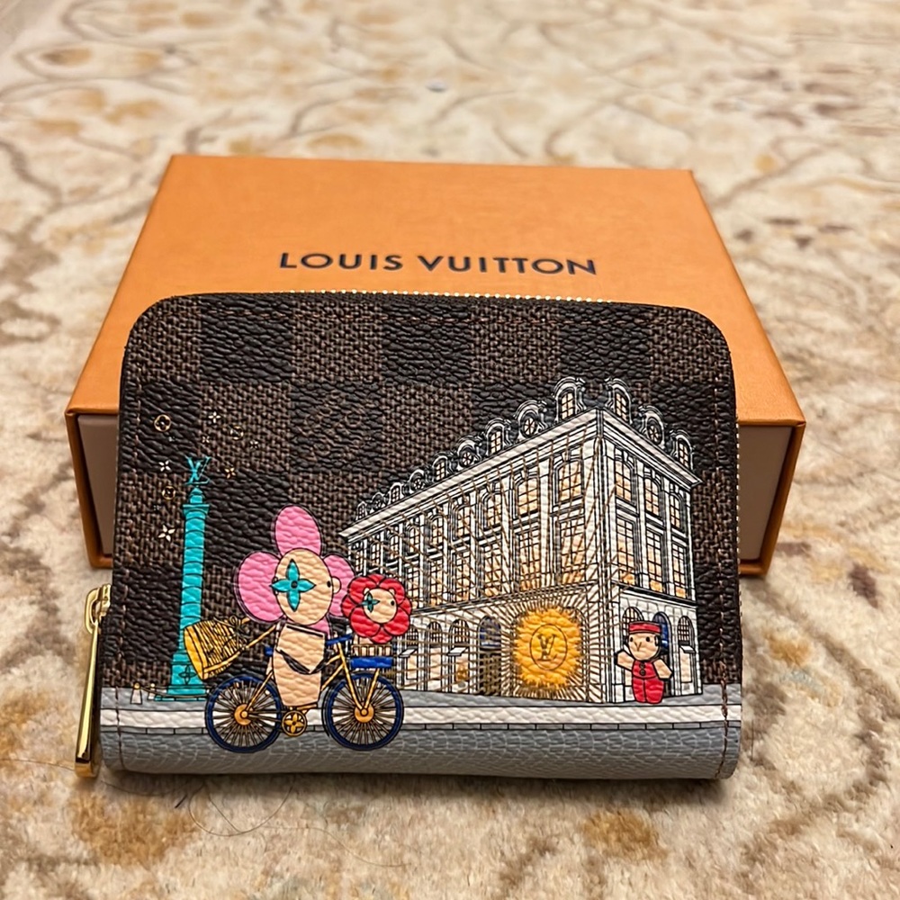 Louis Vuitton coin wallet christmas edition 2022 - new